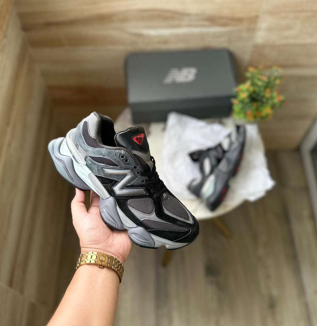 New Balance 9060 Black Grey First
Copy - Sneaker Shokeen